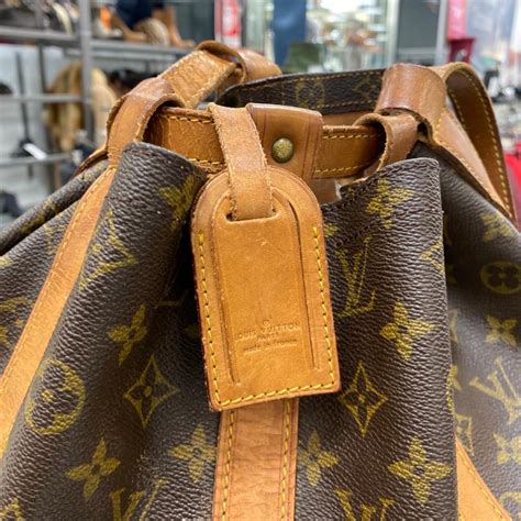 mercatino vintage louis vuitton|louis vuitton outlet.